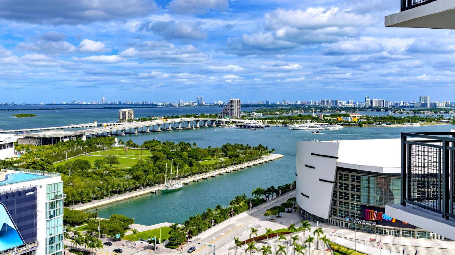 Experience The Perfect Miami Life!! Centrally Located Luxury Condo! Dış mekan fotoğraf
